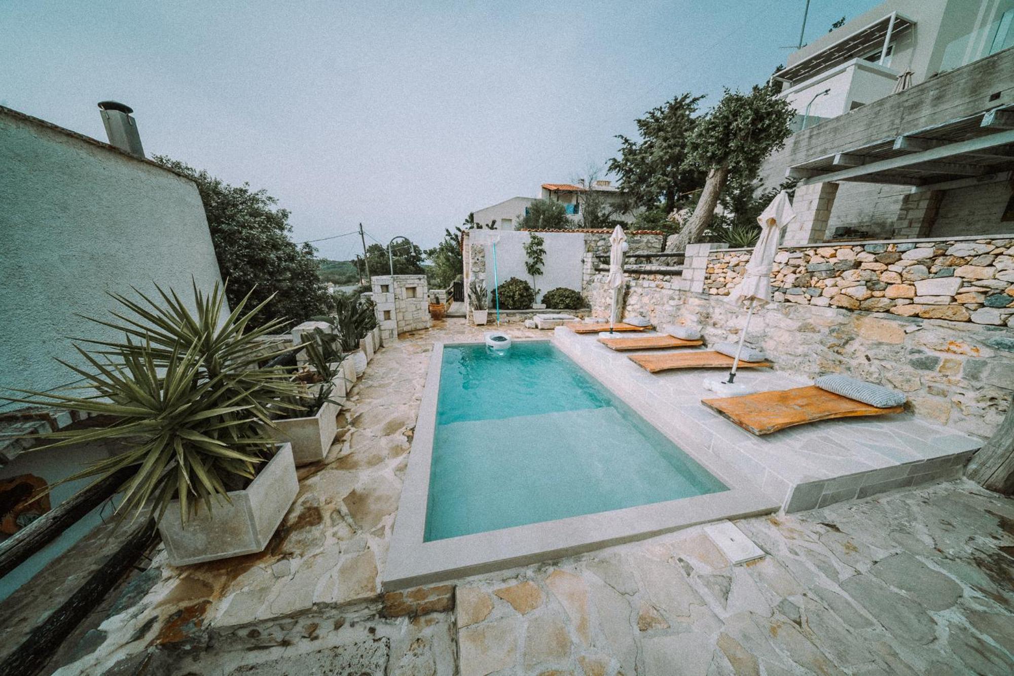 Villa Antonia'S Stonebuilt Mansion With A Private Pool Arménoi Exterior foto
